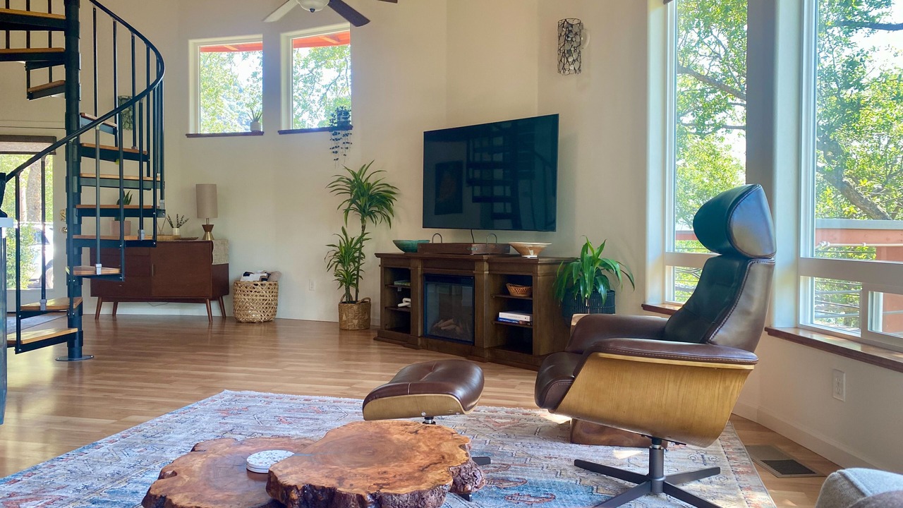 Photo of Livingroom in Three Rivers