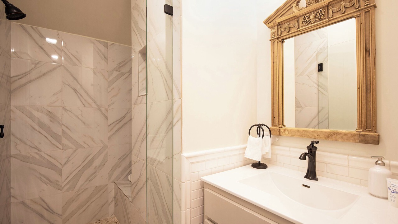 Photo of Bathroom in Geyserville