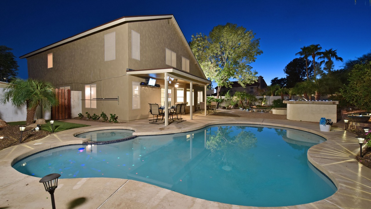 Photo of Outdoor in Paradise Valley Village