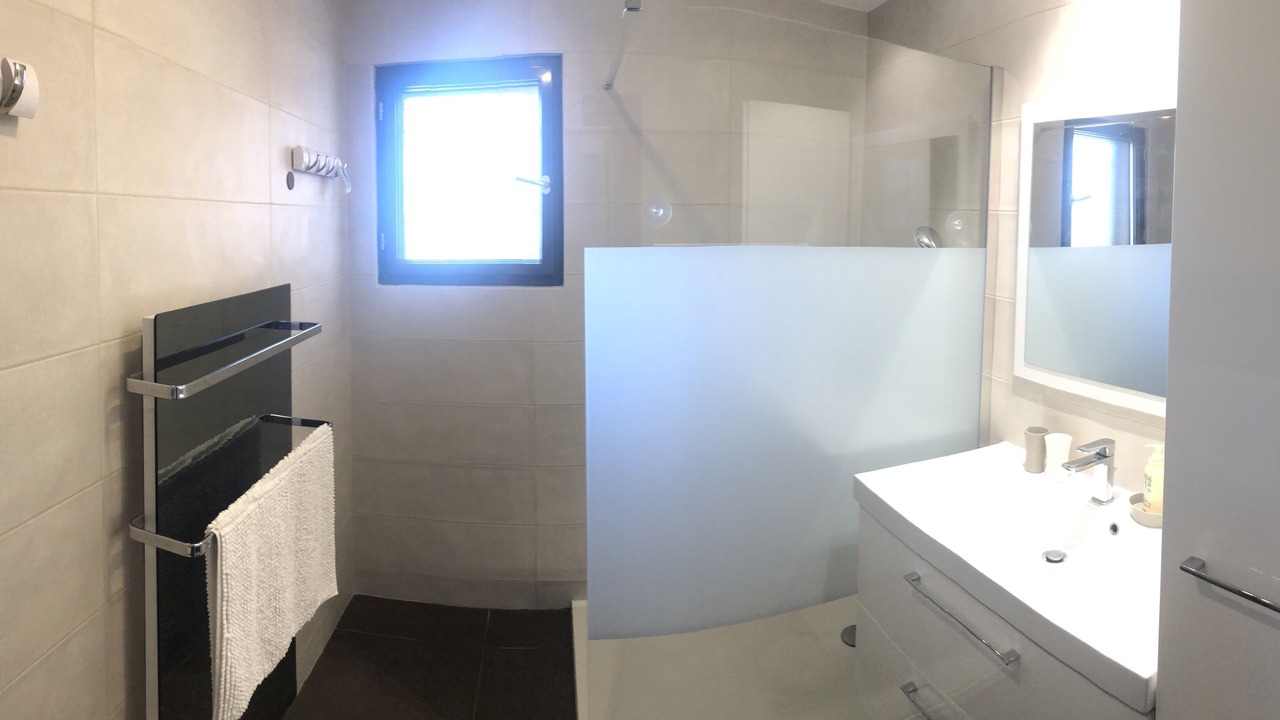 Photo of Bathroom in Calvi