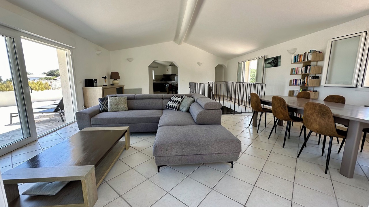 Photo of Livingroom in Pinarellu