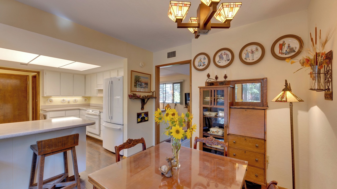 Photo of Bedroom in Pinetop
