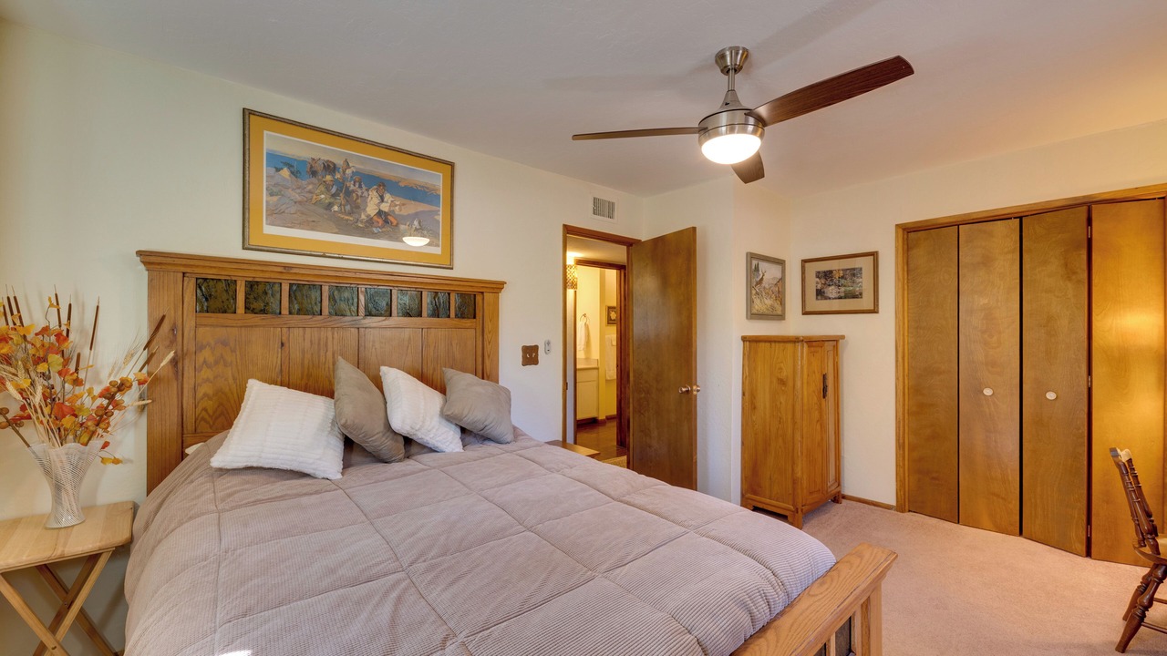 Photo of Bedroom in Pinetop