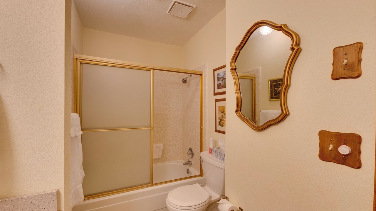 Photo of Bathroom in Pinetop
