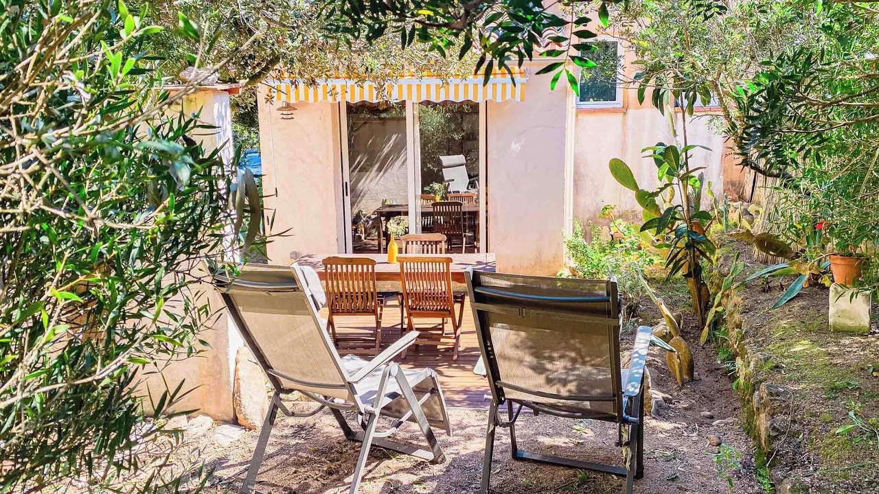 Photo of Outdoor in Maora