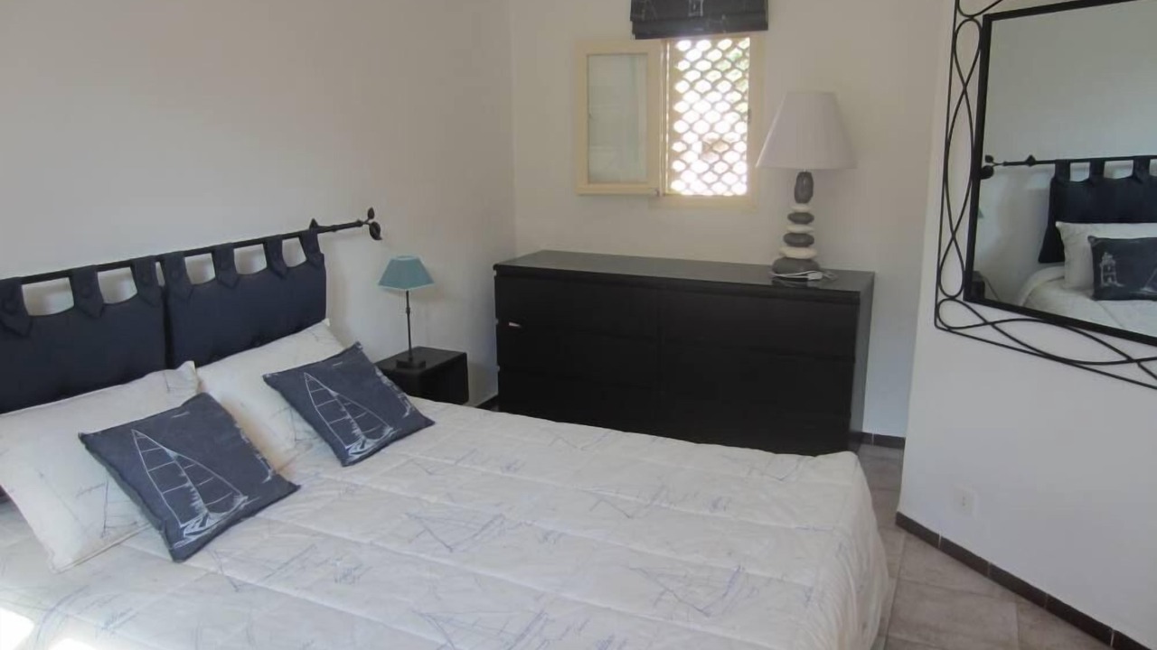 Photo of Bedroom in Lecci