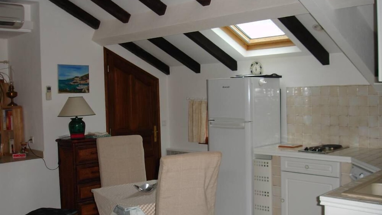 Photo of Kitchen in Sainte-Lucie-de-Tallano