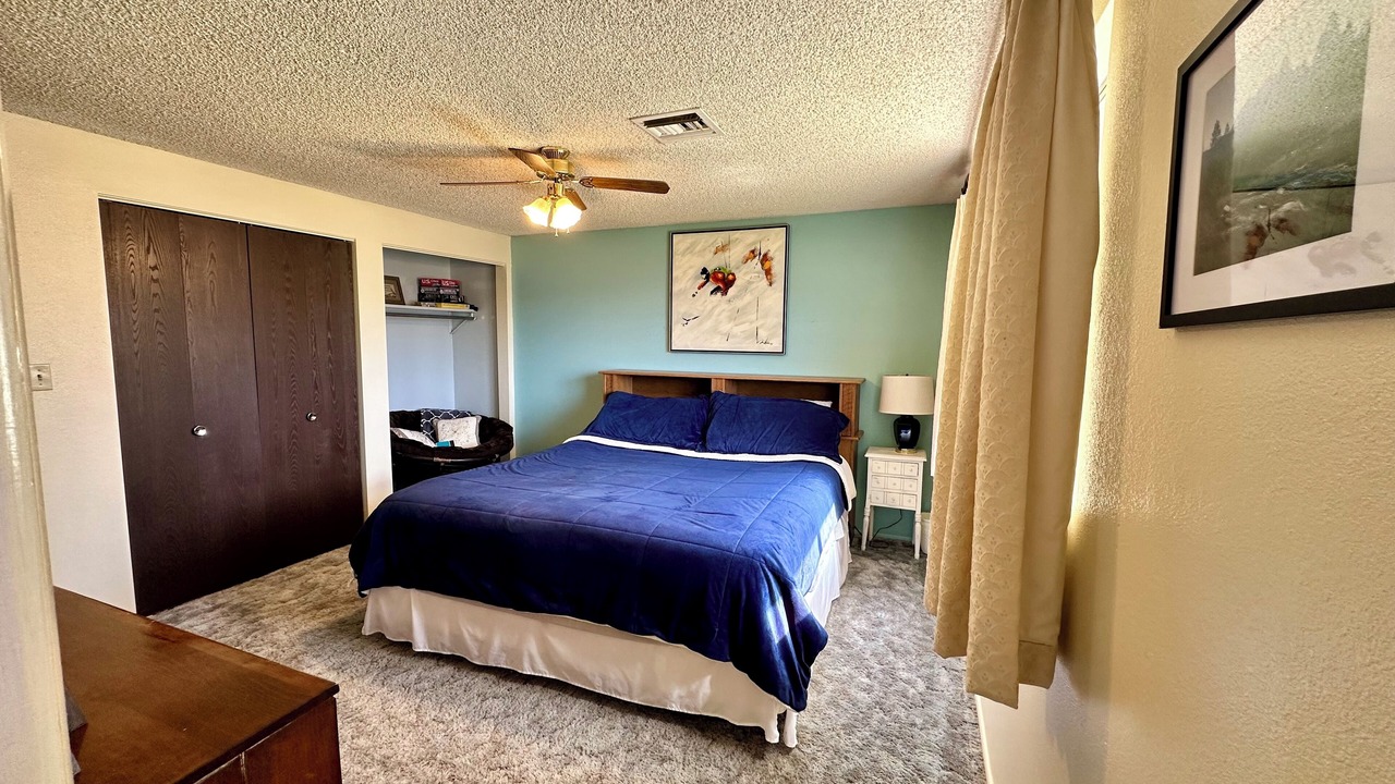 Photo of Bedroom in Junction
