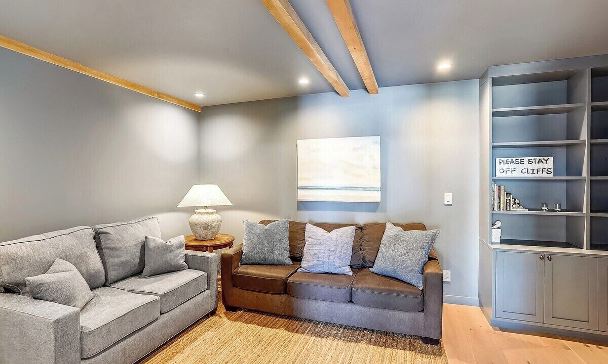 Photo of Bedroom in La Selva Beach