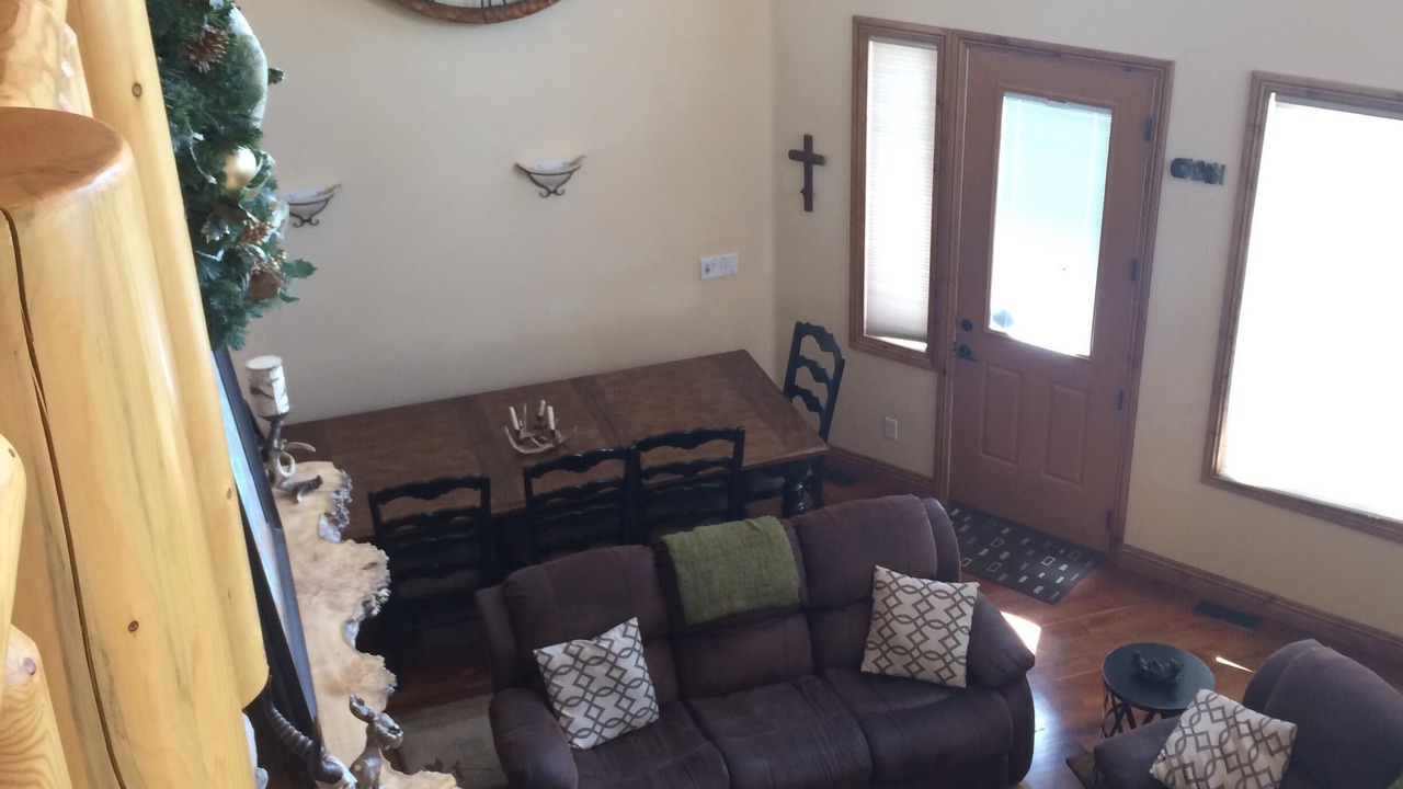 Photo of Livingroom in Duck Creek Village