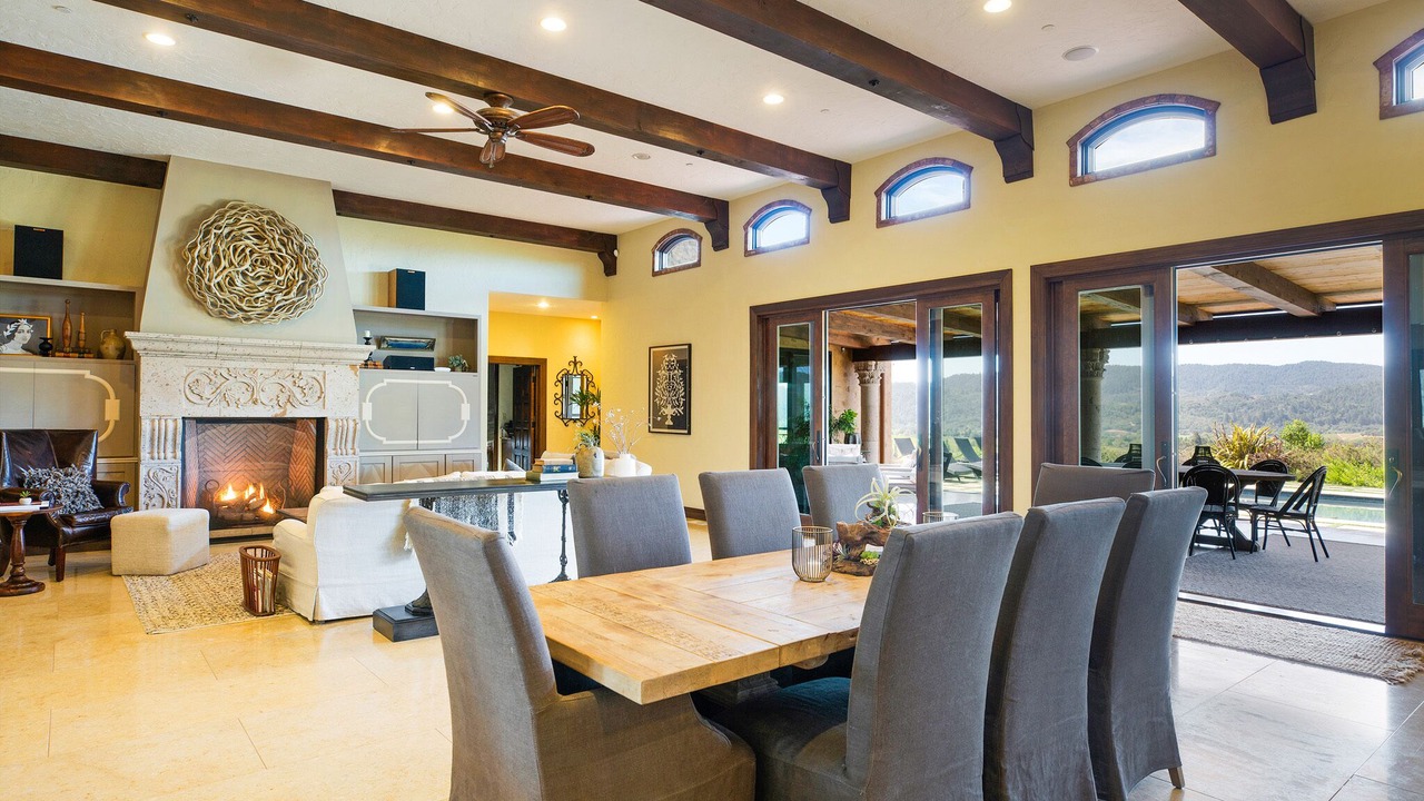 Photo of Bedroom in Geyserville