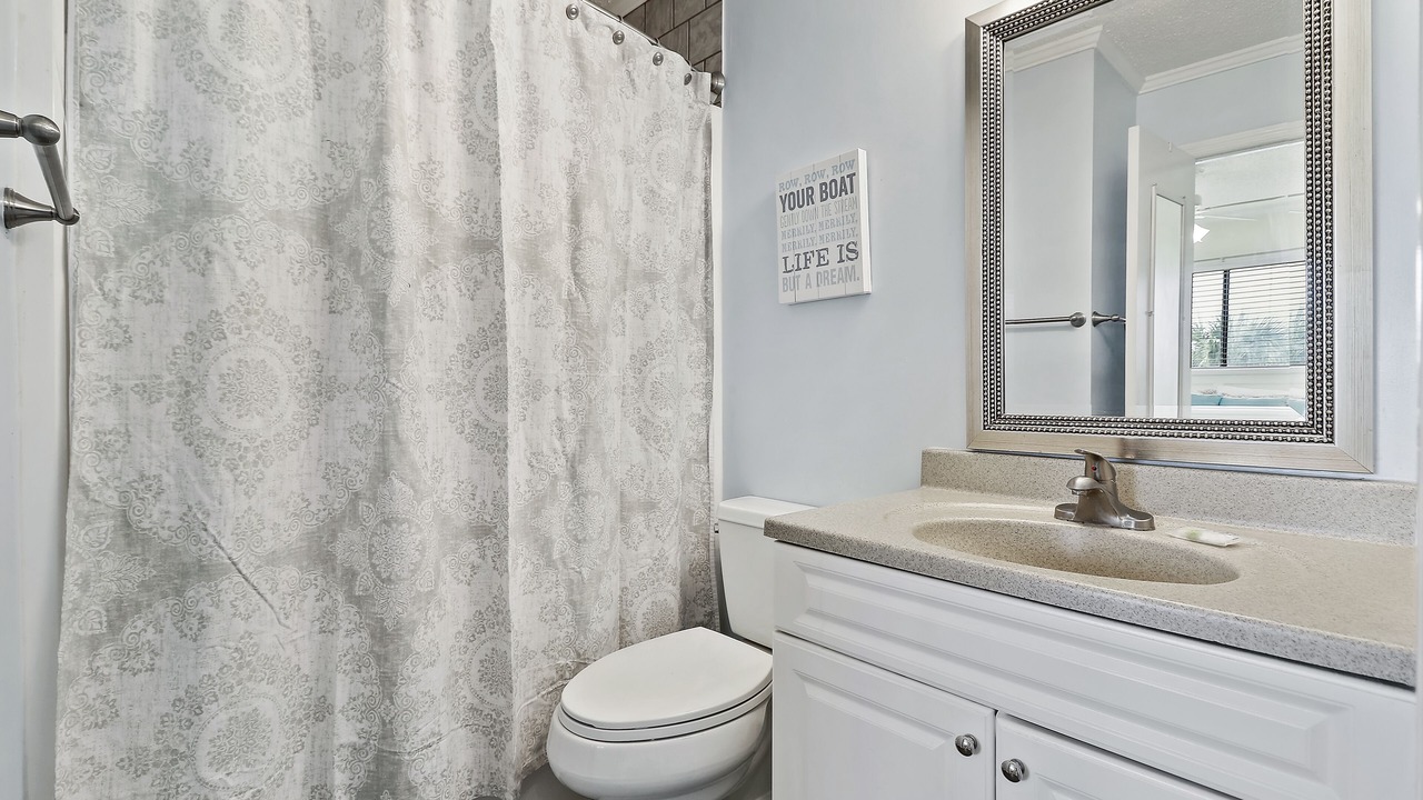 Photo of Bathroom in Isle of Palms
