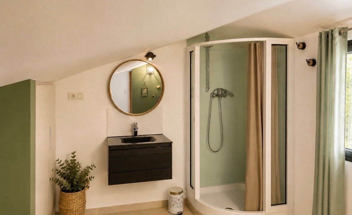 Photo of Bathroom in Palasca