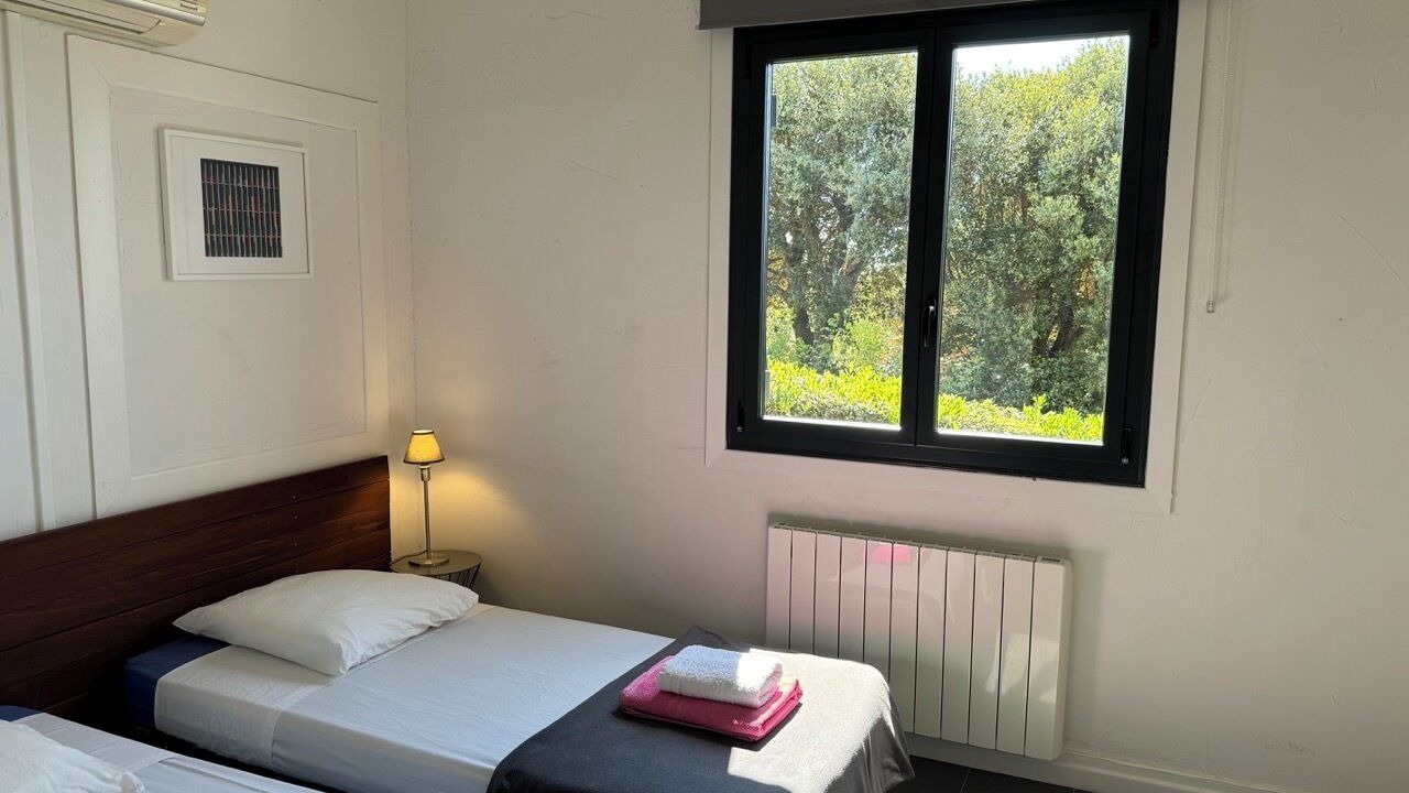 Photo of Bedroom in Cala Rossa