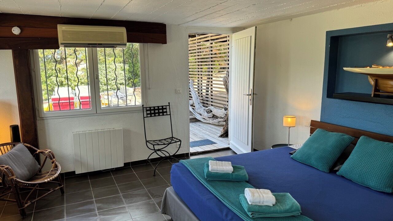 Photo of Bedroom in Cala Rossa
