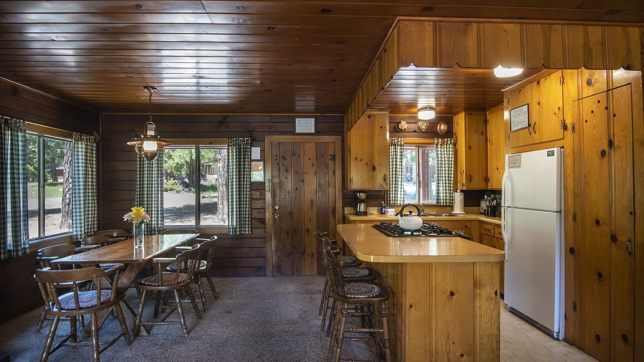 Photo of Bedroom in North Wawona