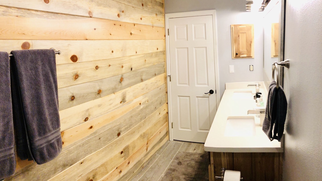 Photo of Bathroom in Show Low