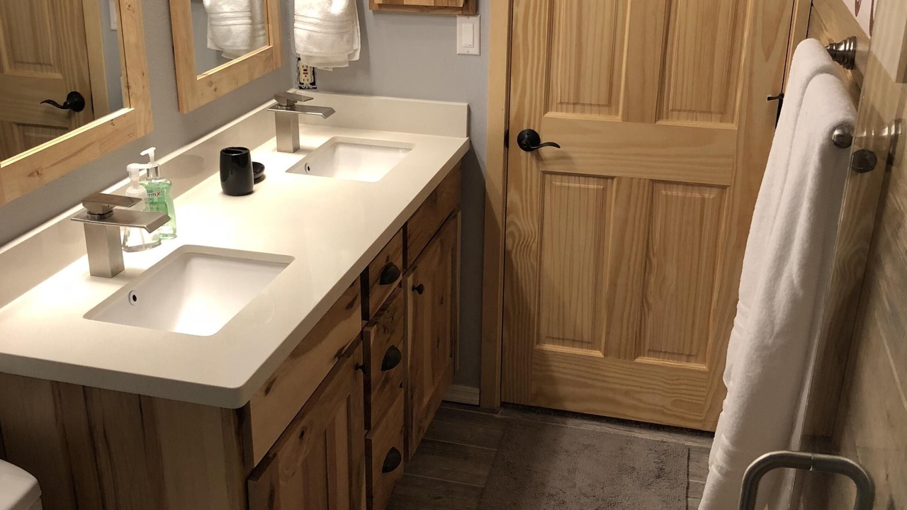 Photo of Bathroom in Show Low