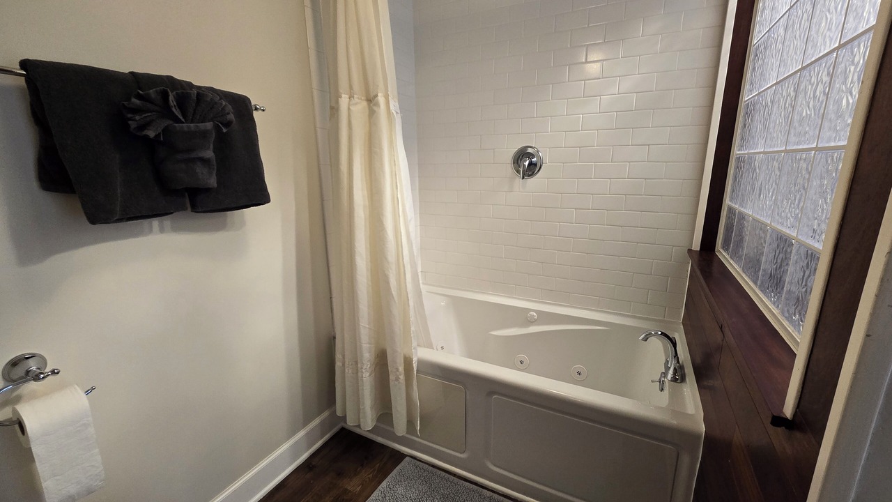 Photo of Bathroom in Ridgeville
