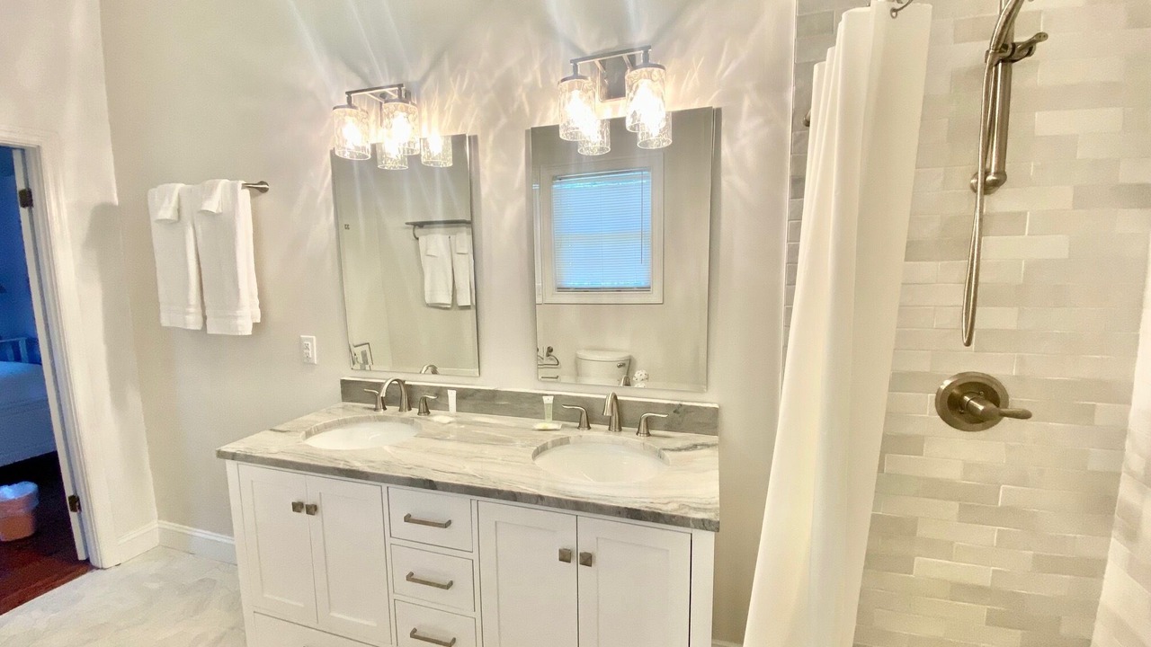 Photo of Bathroom in Sullivan's Island