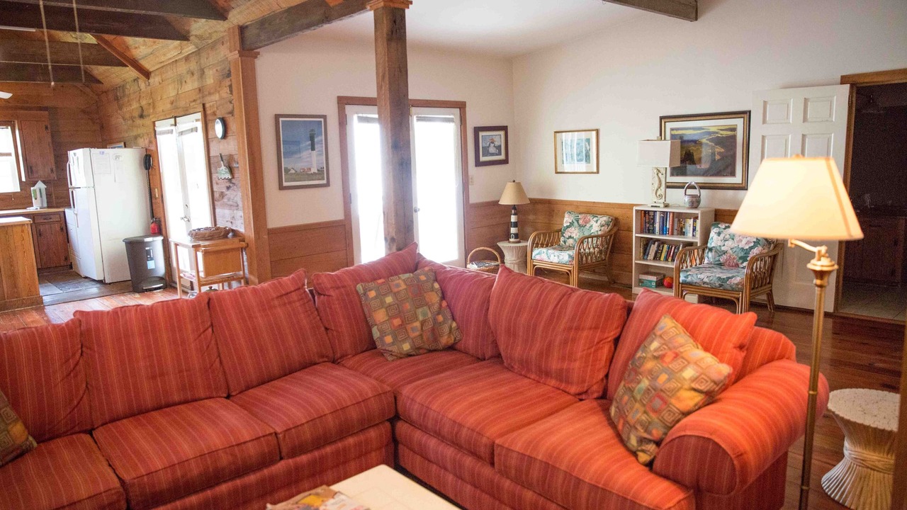 Photo of Livingroom in Sullivan's Island