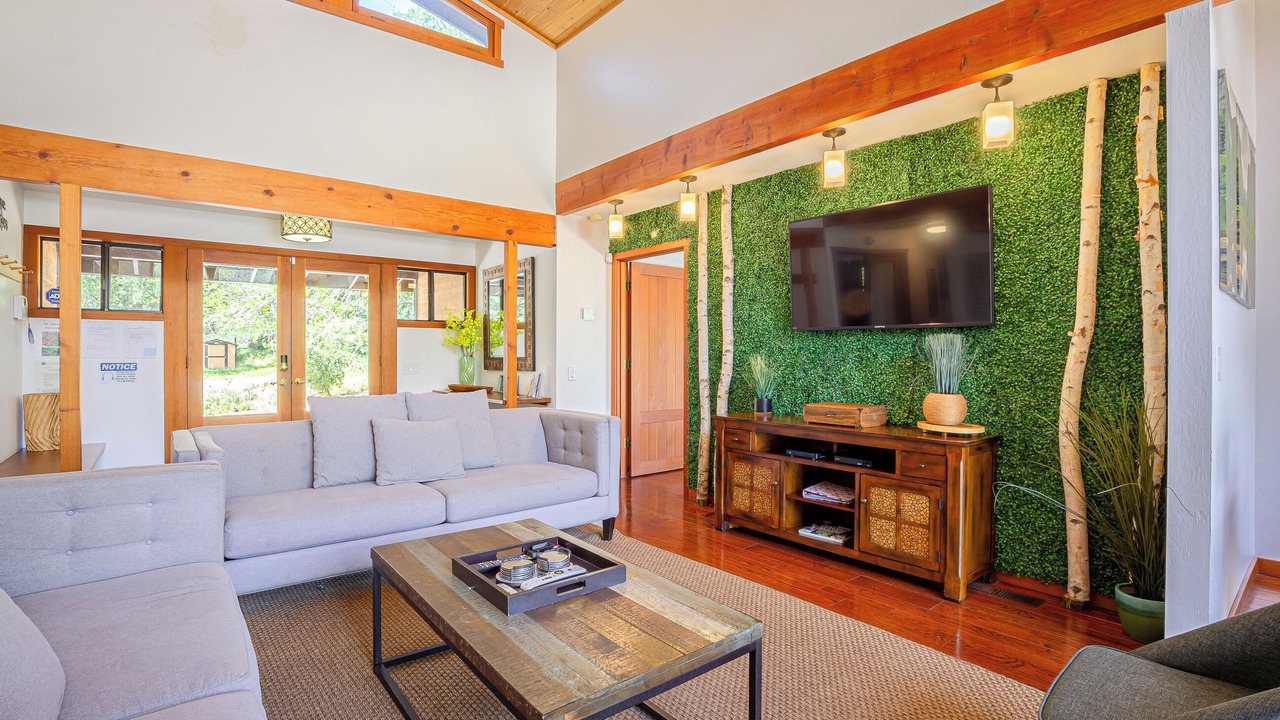 Photo of Bedroom in Three Rivers