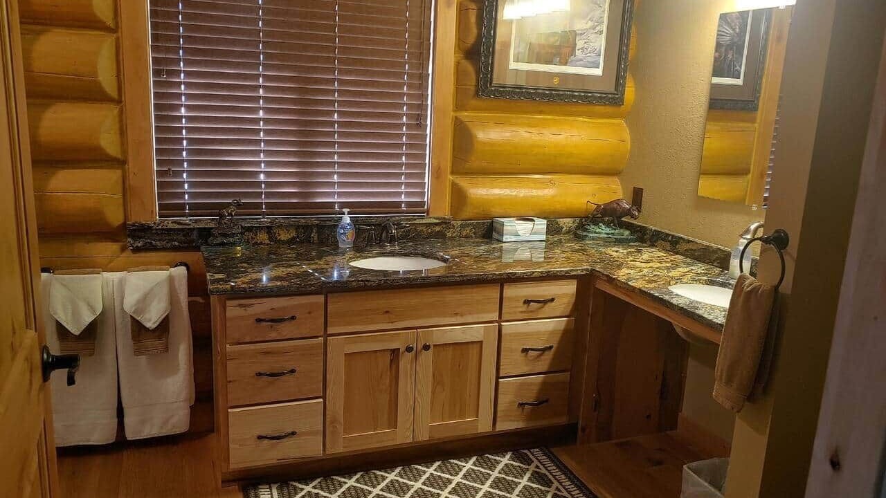 Photo of Bathroom in Thompson Falls