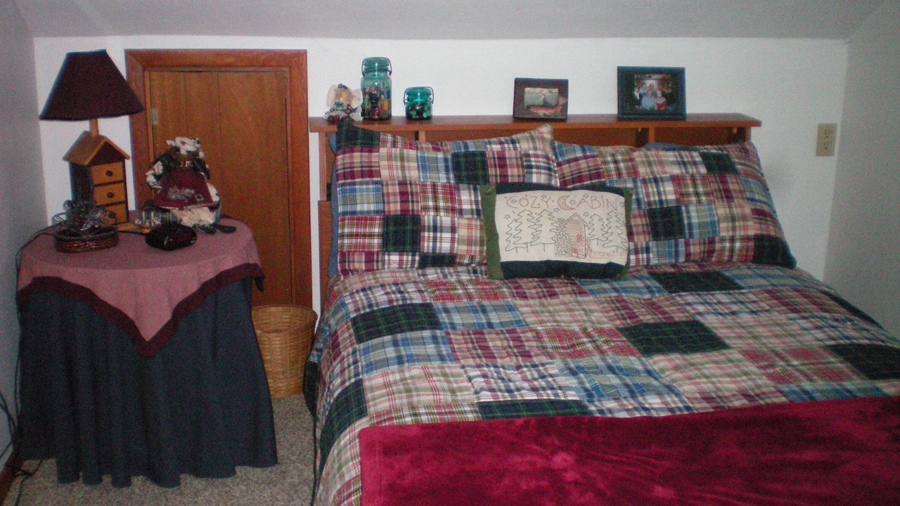 Photo of Bedroom in Lowman