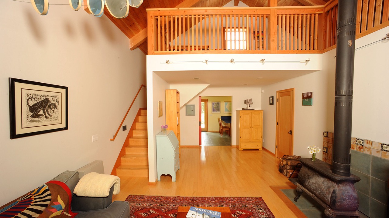 Photo of Bedroom in Point Arena
