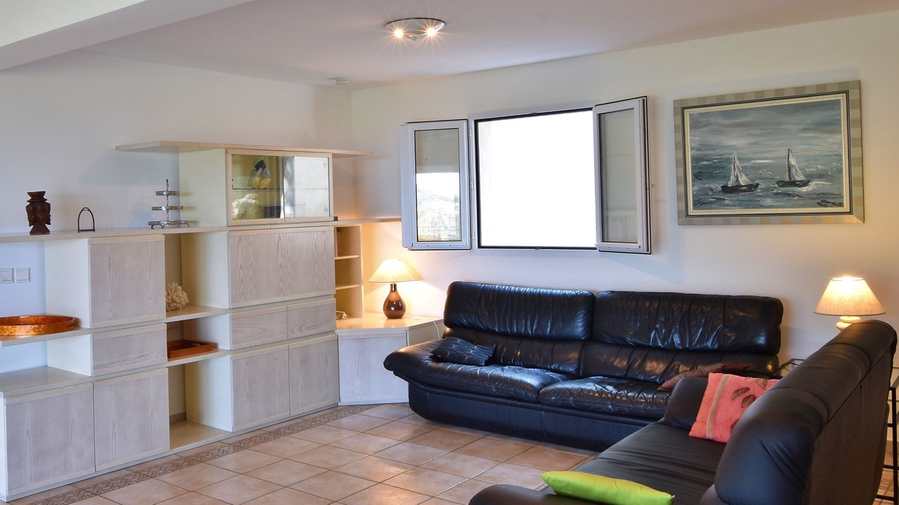 Photo of Livingroom in Tarcu