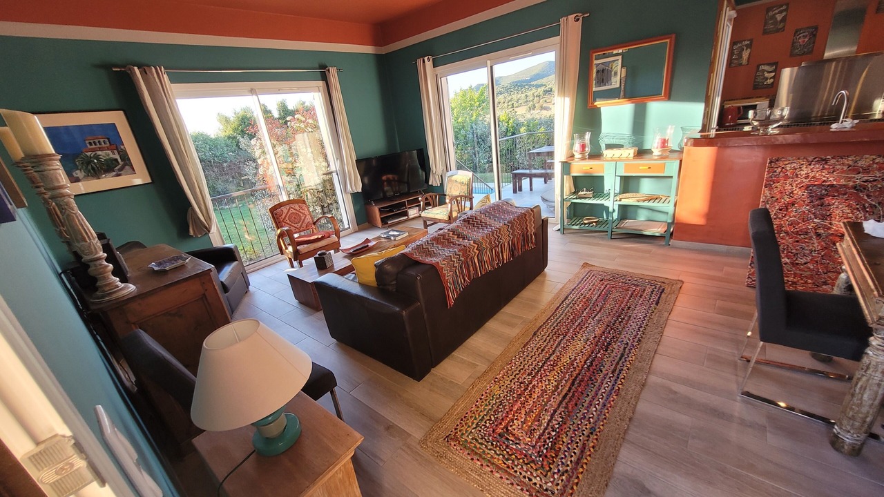 Photo of Livingroom in Palasca
