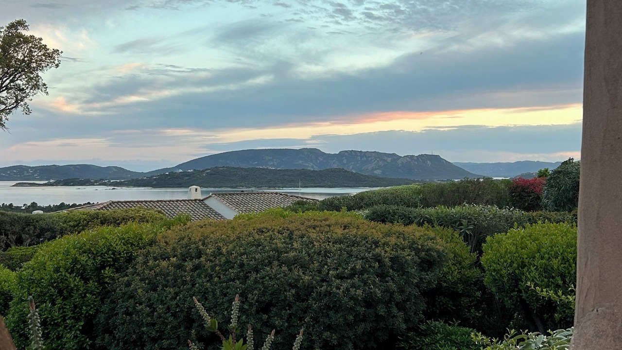 Photo of Others in Cirendinu