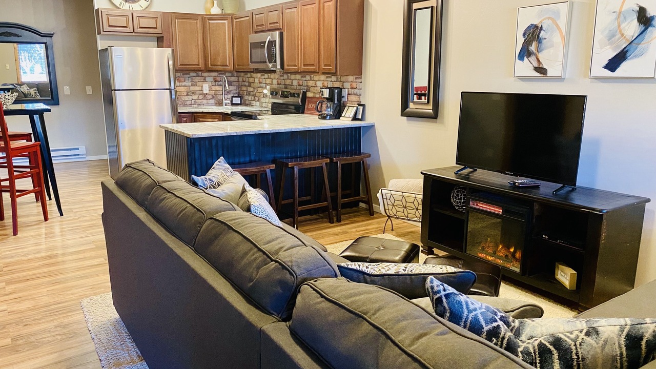 Photo of Livingroom in Duck Creek Village