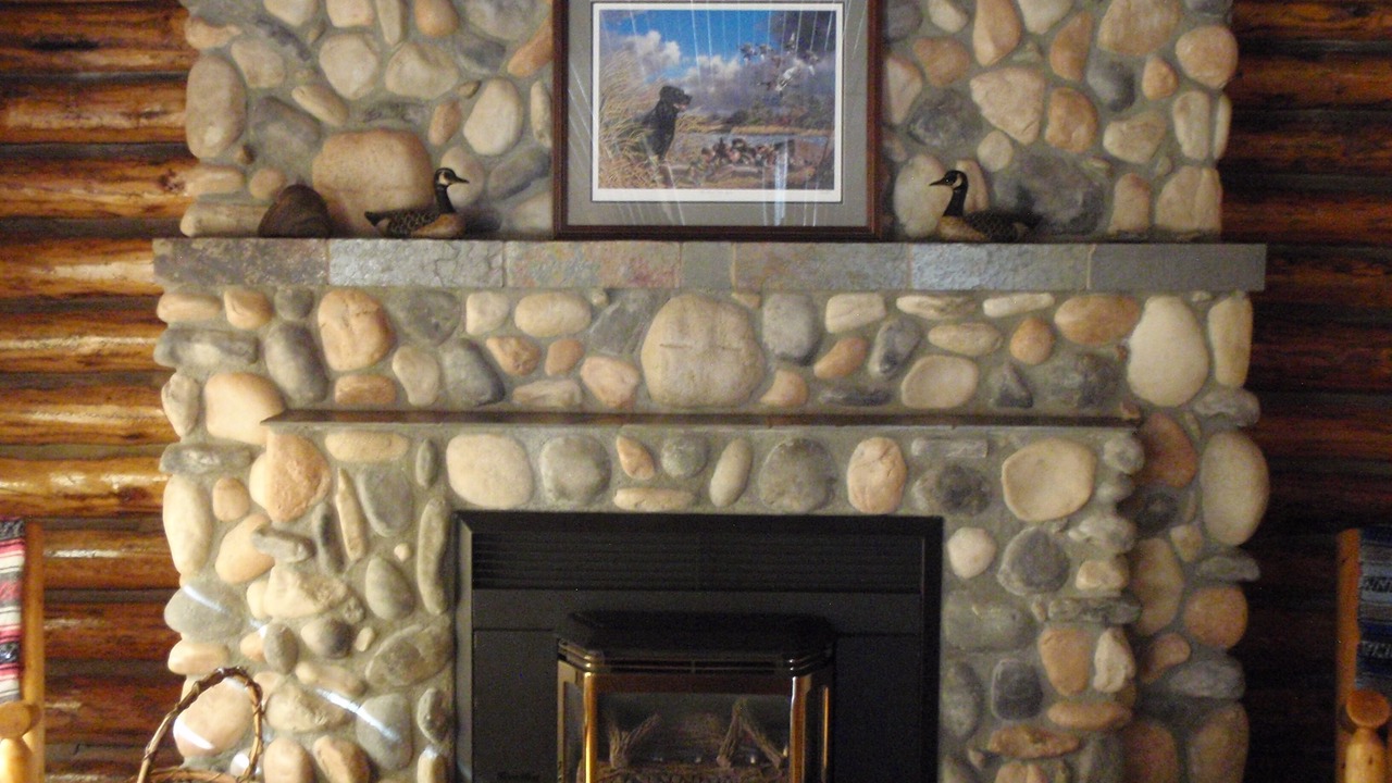Photo of Livingroom in West Yellowstone