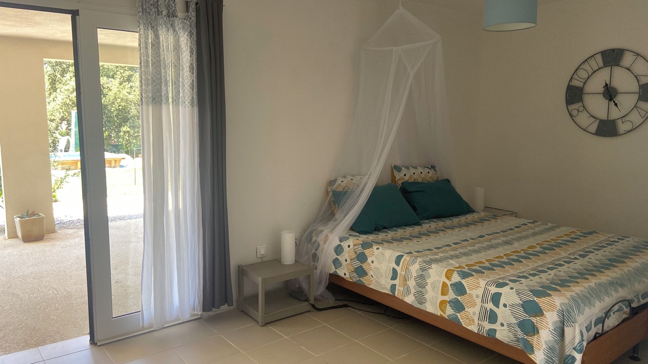 Photo of Bedroom in Calenzana