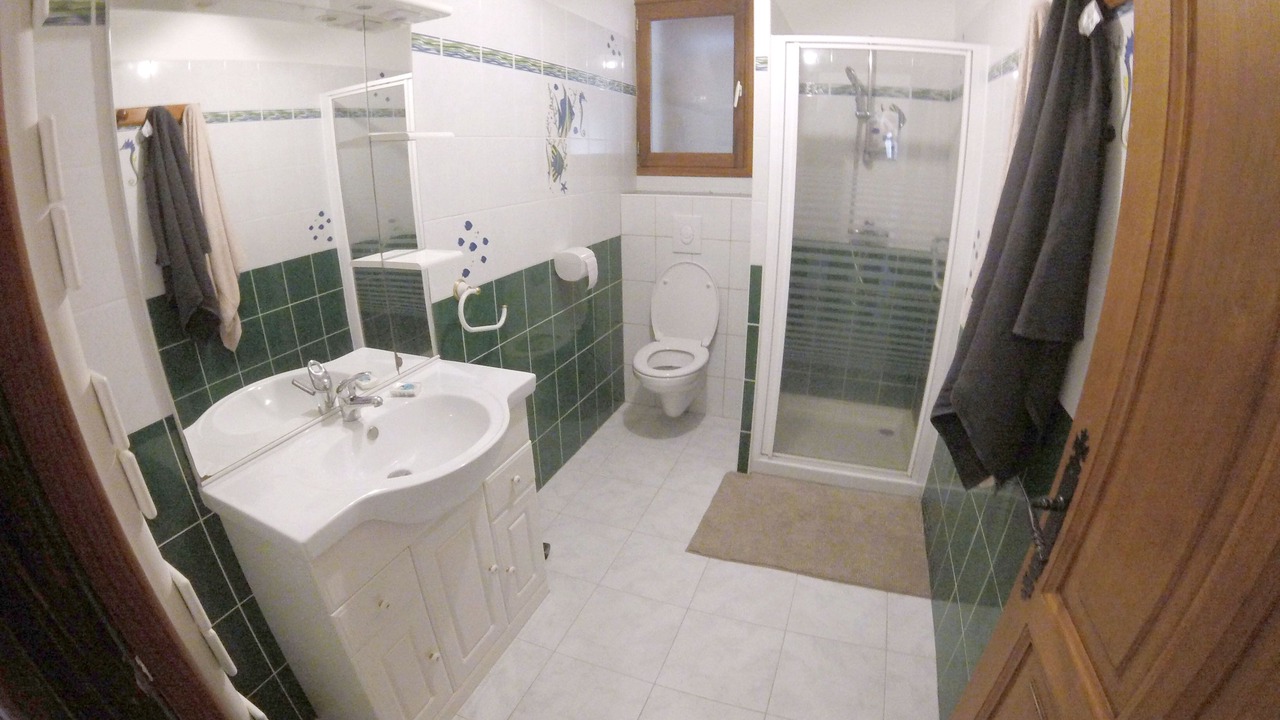 Photo of Bathroom in Calenzana