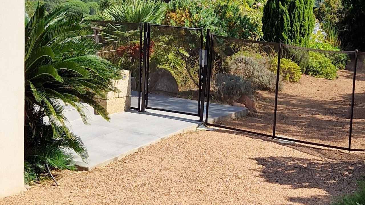 Photo of Outdoor in Cirendinu
