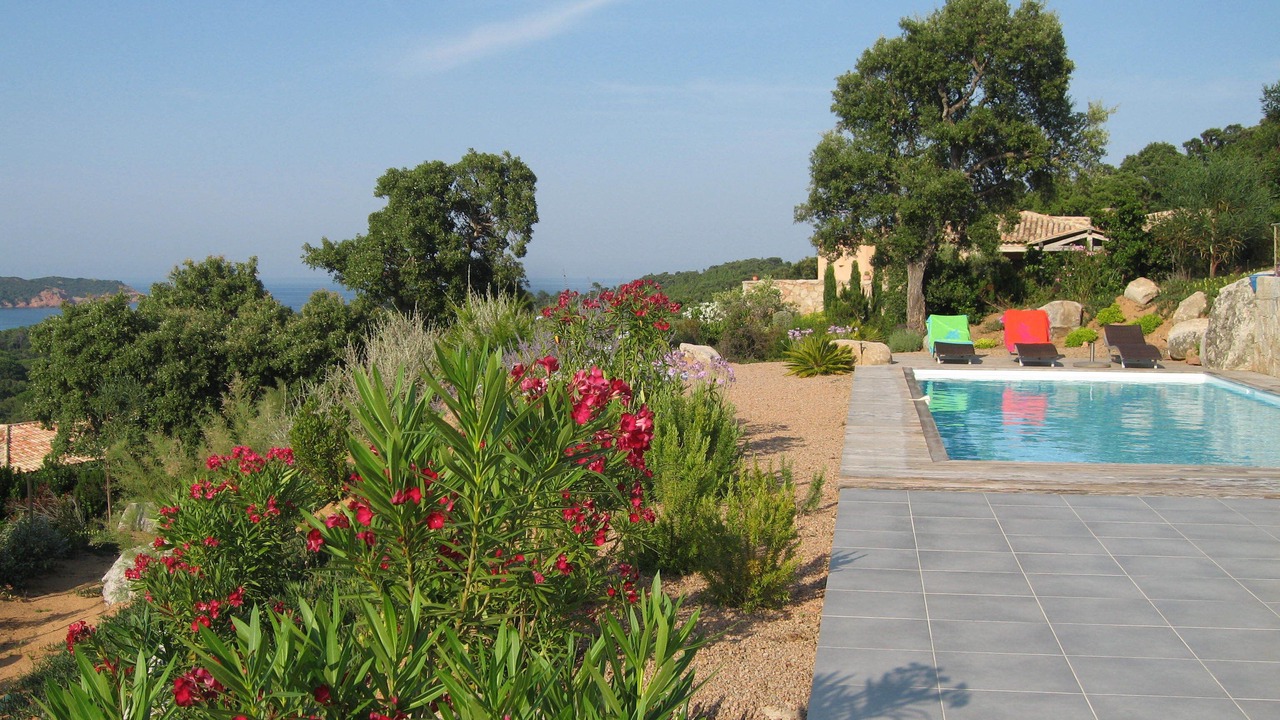 Photo of Outdoor in Cirendinu