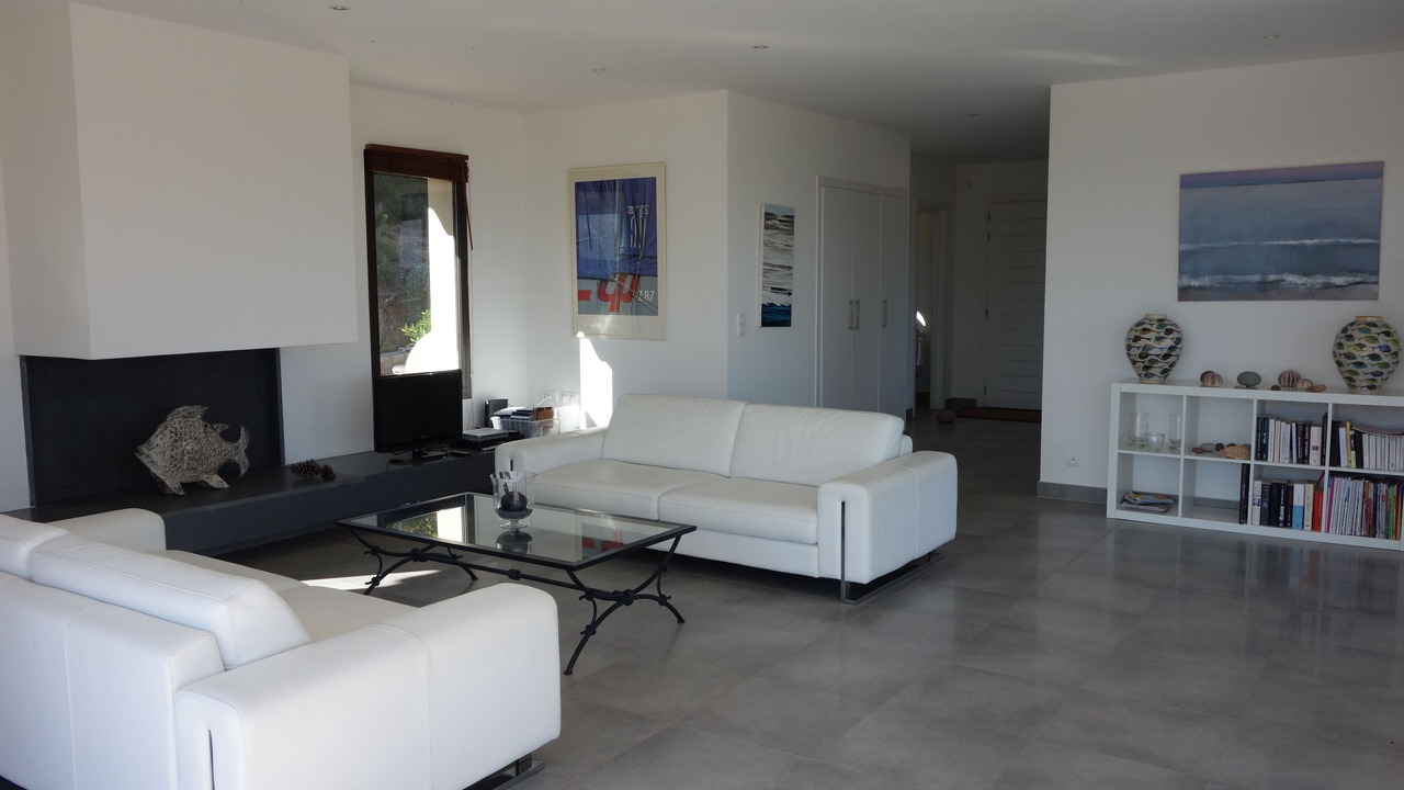 Photo of Livingroom in Cirendinu