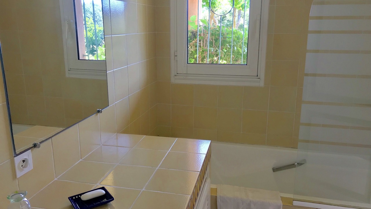 Photo of Bathroom in Cala Rossa