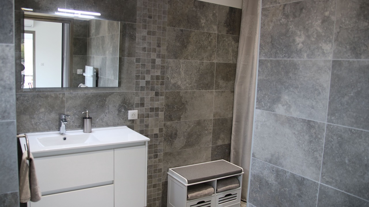 Photo of Bathroom in Cuttoli-Corticchiato