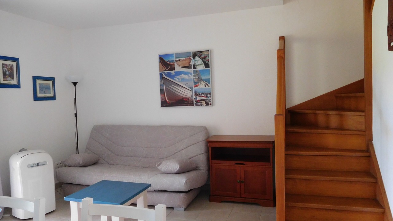 Photo of Livingroom in Santa-Maria-Poggio