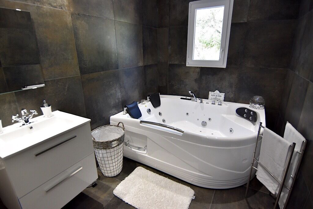 Photo of Bathroom in Calenzana