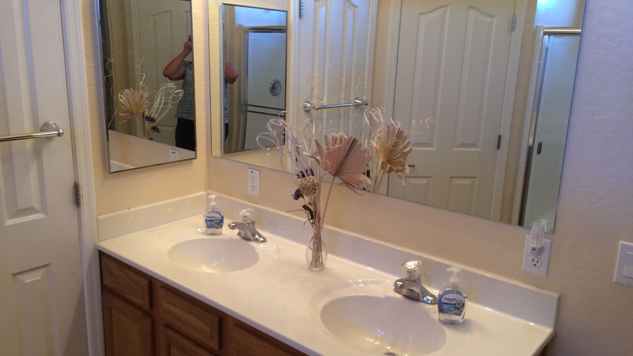 Photo of Bathroom in Arizona City