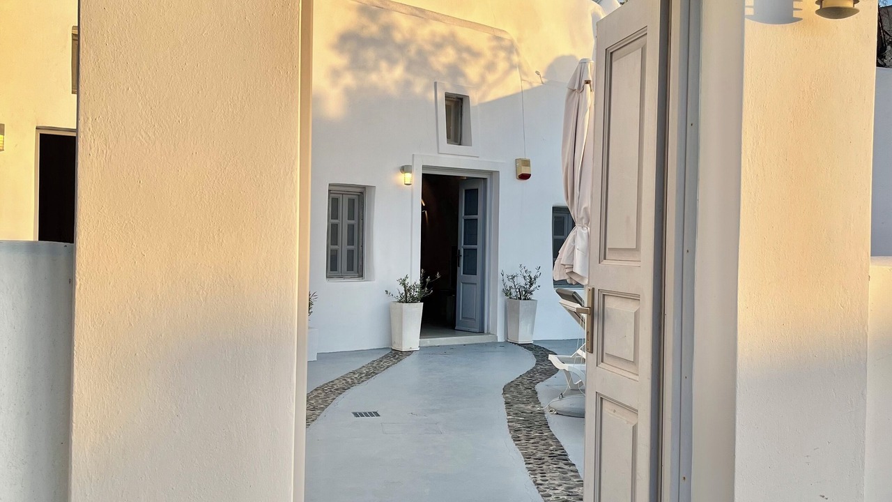 Photo of Outdoor in Fira