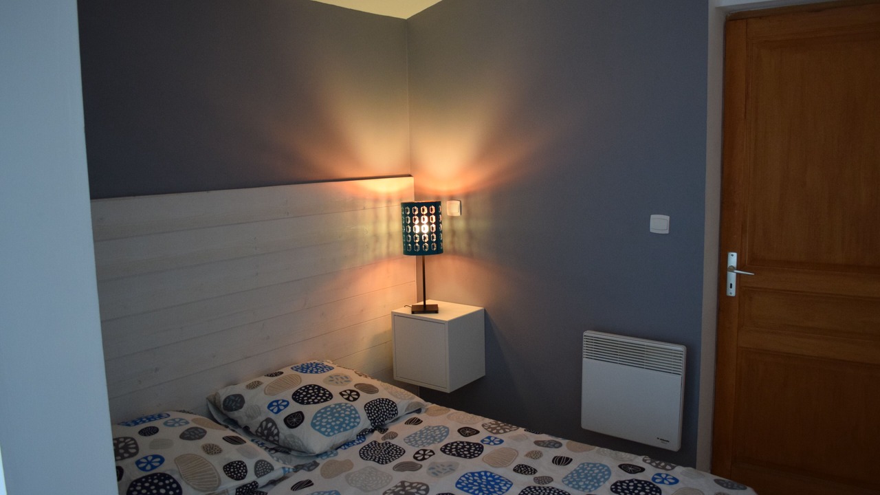 Photo of Bedroom in Serra-di-Ferro