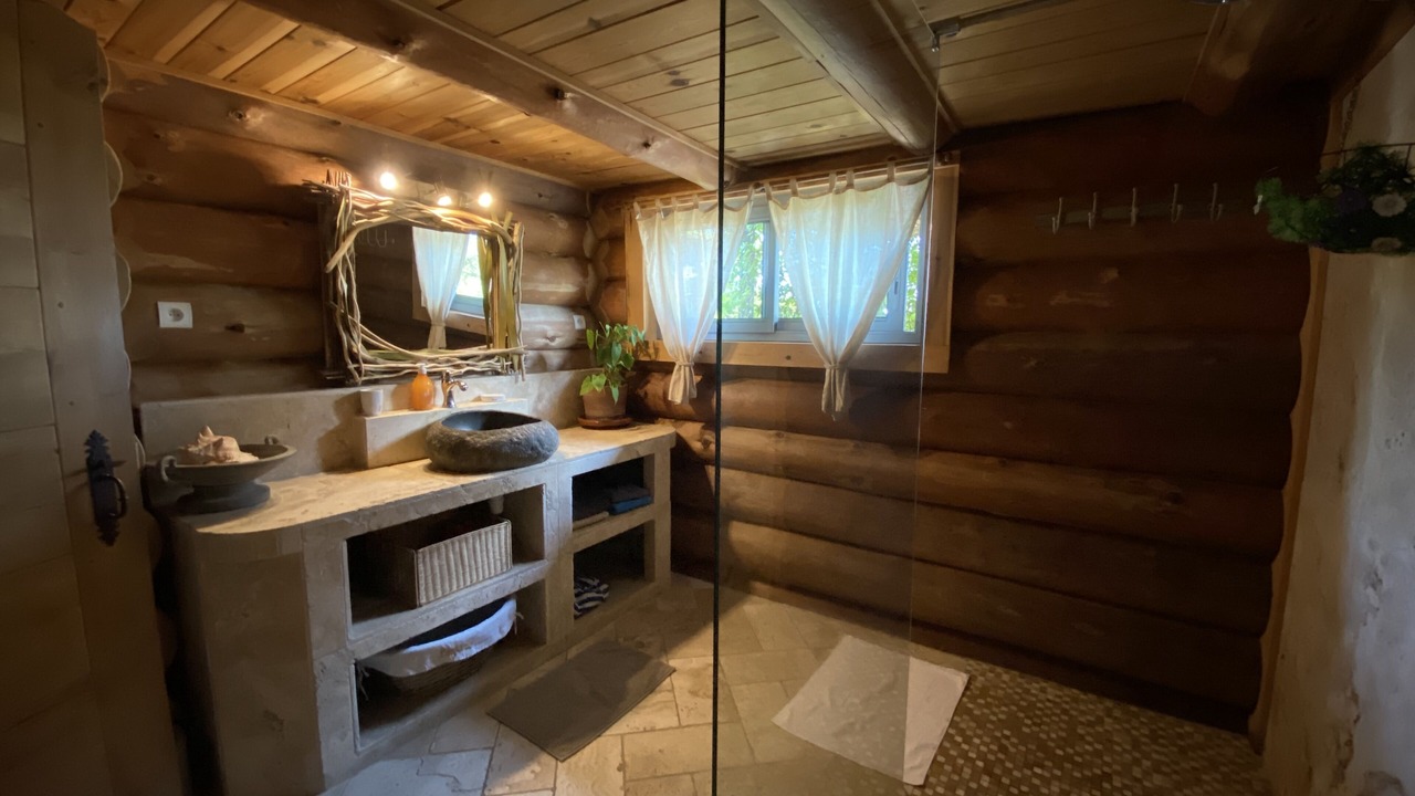 Photo of Bathroom in Figari