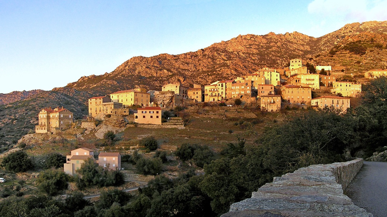 Photo of Outdoor in Lama