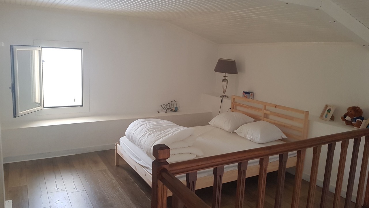 Photo of Bedroom in Lama