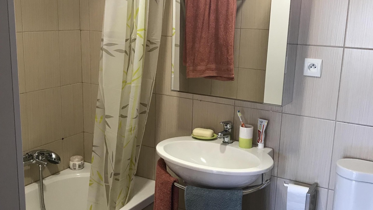 Photo of Bathroom in Lozari